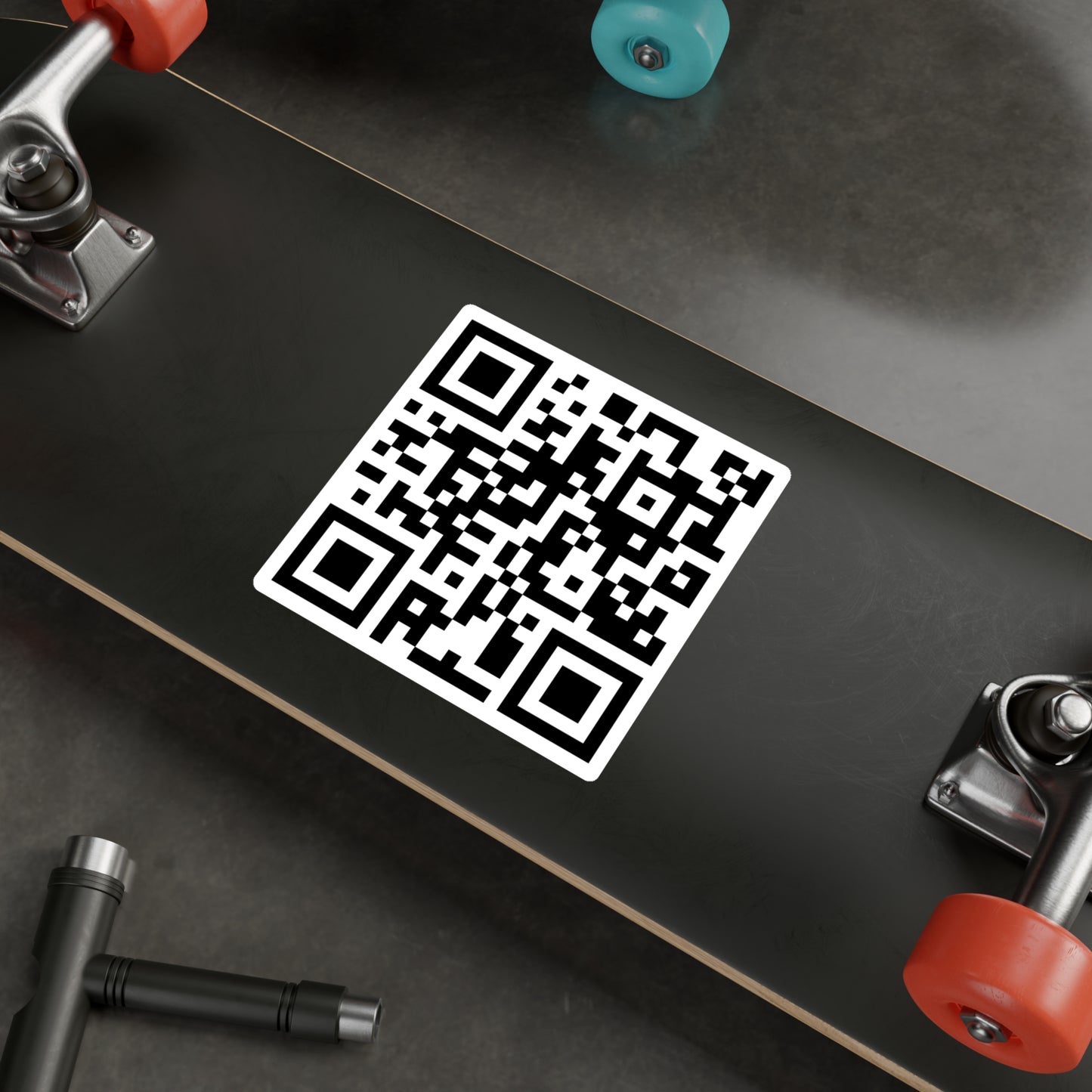 QR Code - TipTopTops @ HolyShirt.store - Kiss-Cut Vinyl Decals