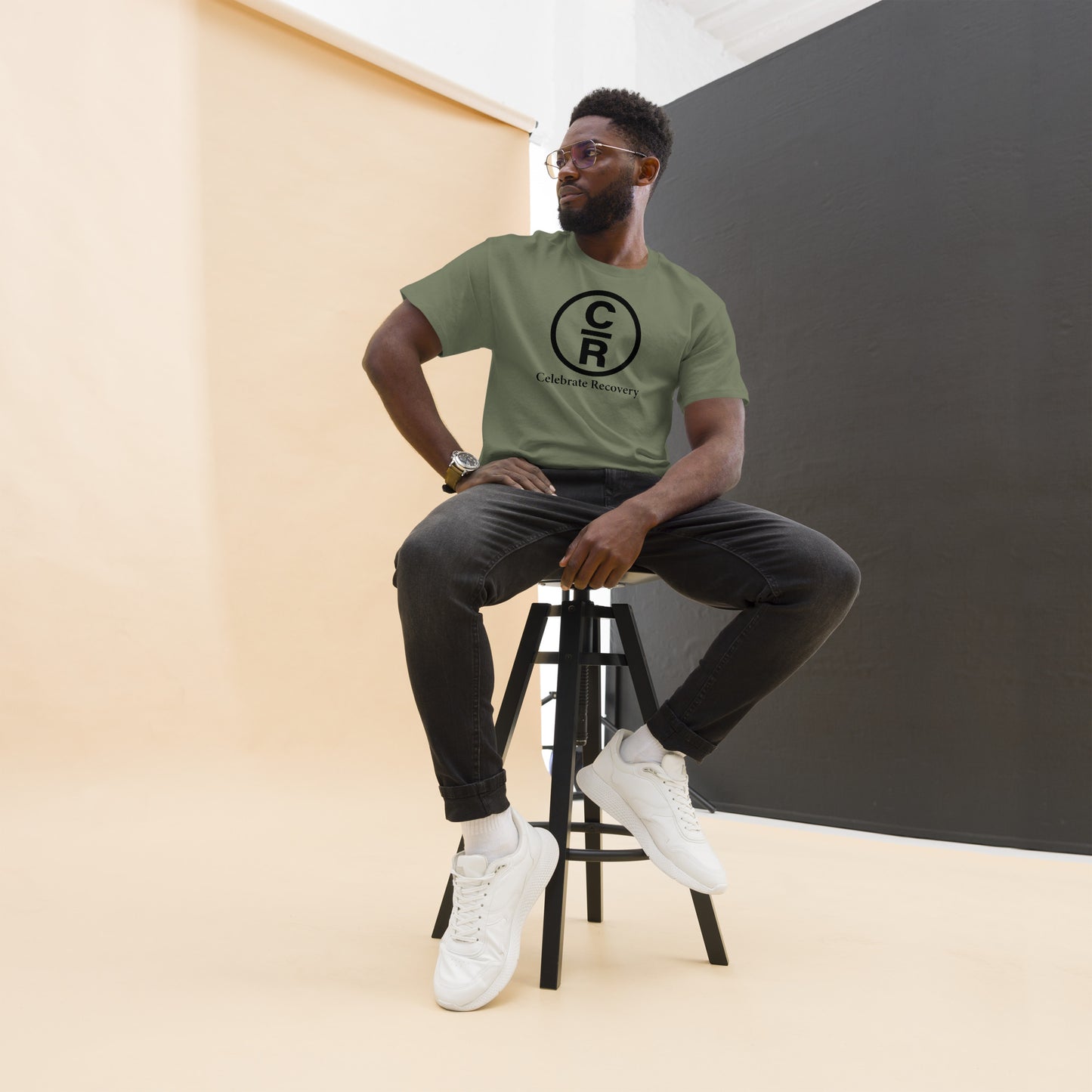 CR Celebrate Recovery Basic Logo - Black Men's classic tee